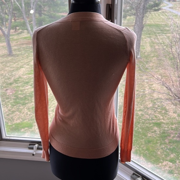 J. CREW Ladies V‎ Neck Lightweight 5 Button Cardigan - Picture 6 of 10